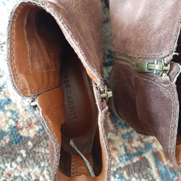 Lucky Brand suede ankle boots, size 7.5 - Picture 4 of 7